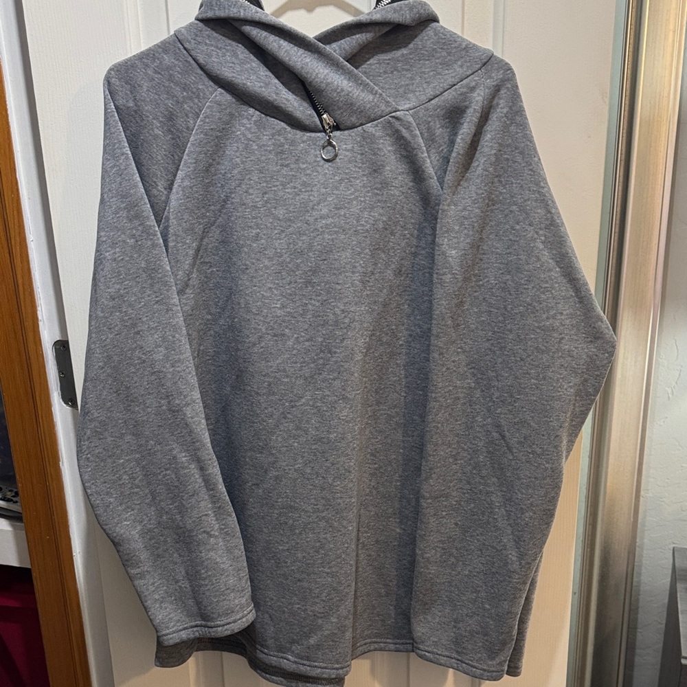 SHEIN Gray Women's Zip Up Sweater